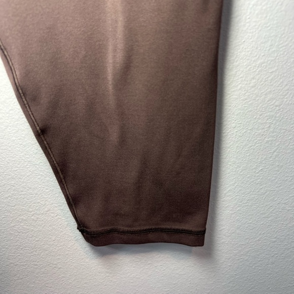 Offline by Aerie Women's Real-Me High Rise 7/8 Leggings Brown Buttery Soft Large - Picture 9 of 9